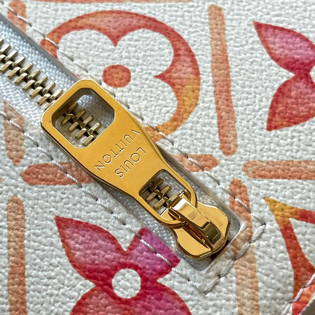 POCHETTE MÉTIS 25 IN CORAL MONOGRAM TILES CANVAS GOLD HARDWARE