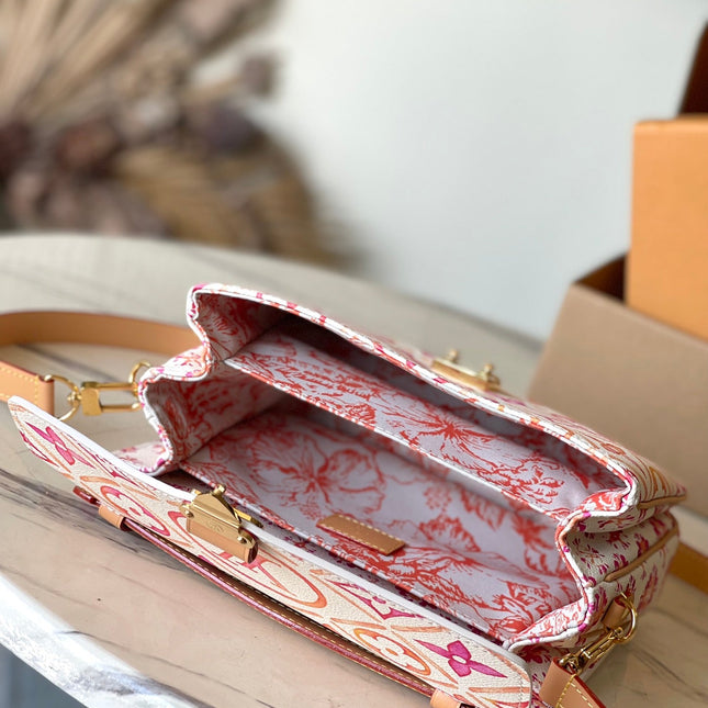 POCHETTE MÉTIS 25 IN CORAL MONOGRAM TILES CANVAS GOLD HARDWARE