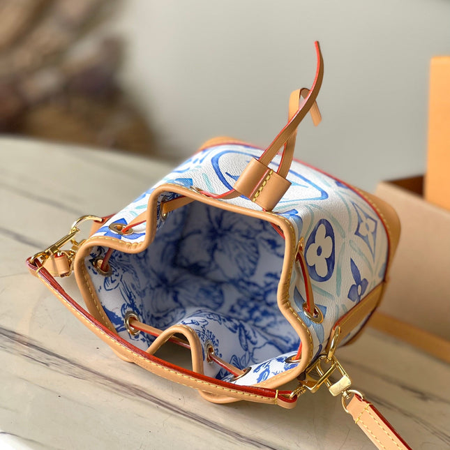 NANO NOÉ 16 IN LAGOON BLUE MONOGRAM TILES CANVAS