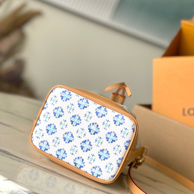 NANO NOÉ 16 IN LAGOON BLUE MONOGRAM TILES CANVAS