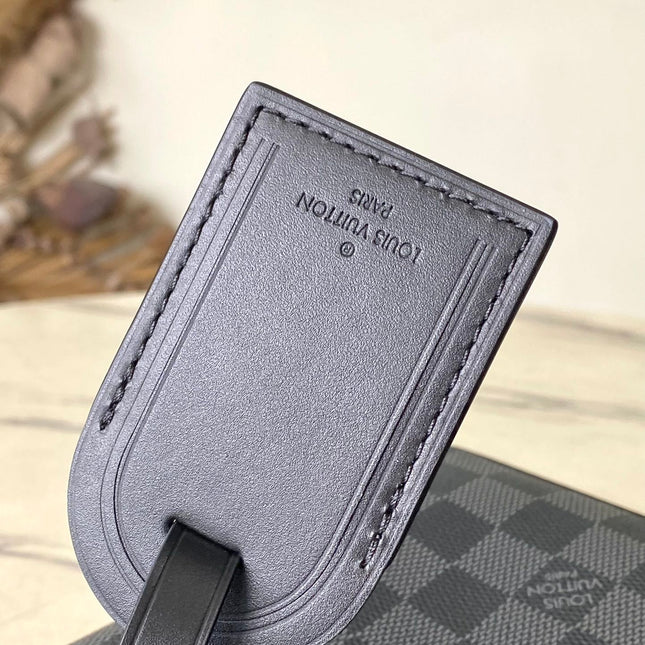 TAKEOFF POUCH 30 IN GREY BLACK DAMIER GRAPHITE CANVAS