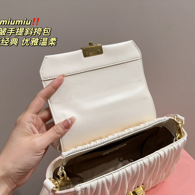 HANDBAG 20 IN WHITE CALFSKIN