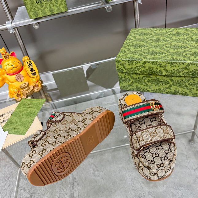 GG SANDALS 22 IN BEIGE FABRIC WITH GOLD HARDWARE