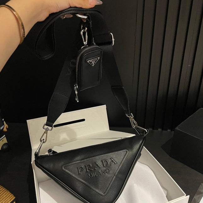 PRA TRIANGLE 26 SHOULDER BAG IN BLACK CALFSKIN