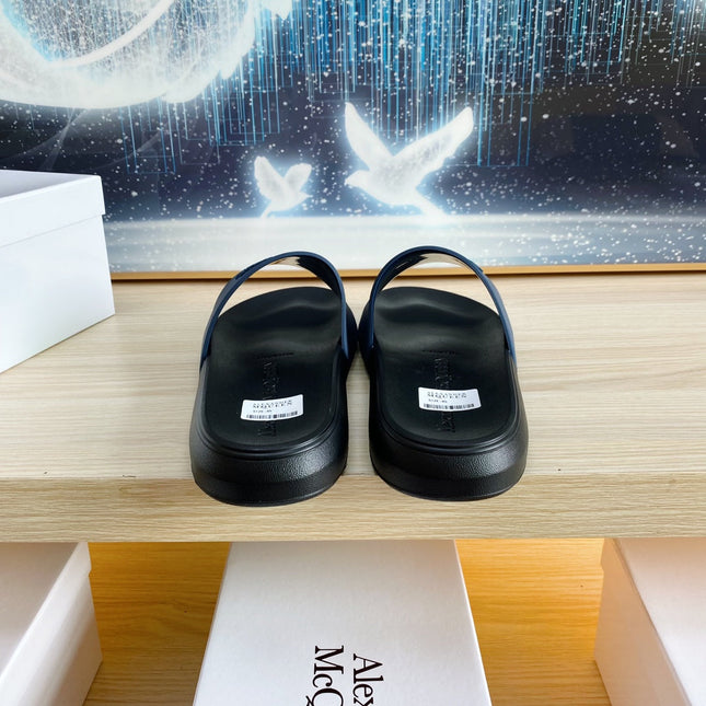 SLIDES SANDAL IN BLACK TPU WITH DARK BLUE STRAP EMBOSSED LOGO