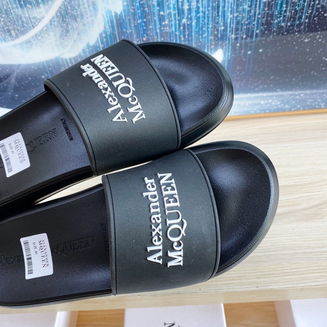 SLIDES SANDAL IN BLACK TPU WITH WHITE LOGO