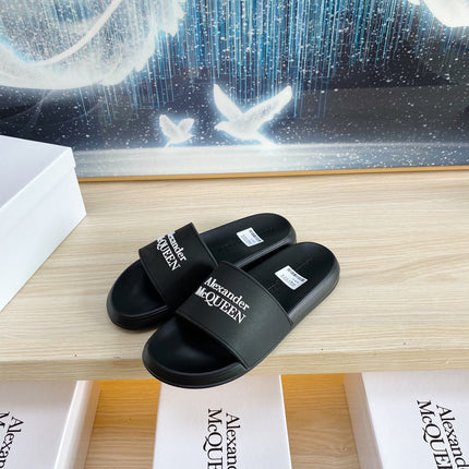 SLIDES SANDAL IN BLACK TPU WITH WHITE LOGO