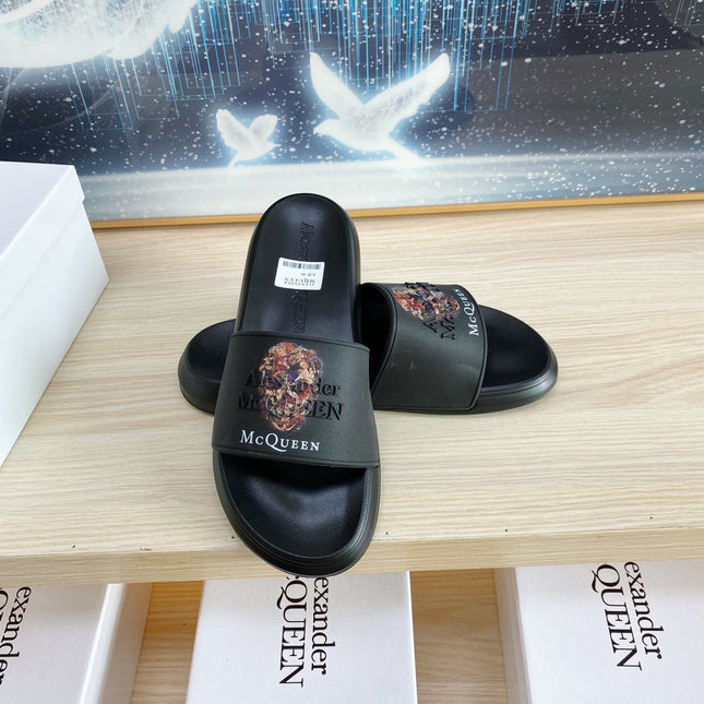 SLIDES SANDAL IN BLACK TPU WITH 3D SKULL PRINT STRAP