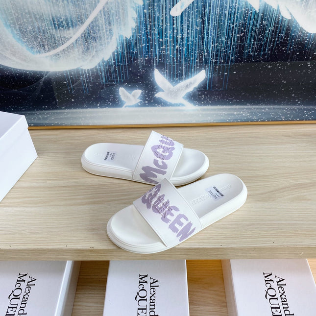 SLIDES SANDAL IN WHITE TPU VIOLET LOGO GRAPHIC