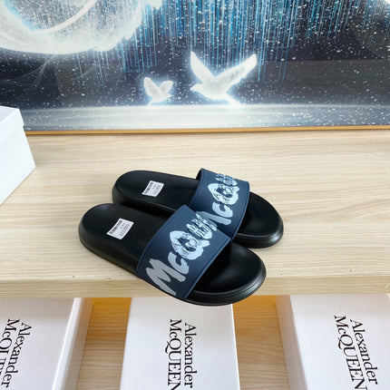 SLIDES SANDAL IN BLACK TPU GREY STRAP WITH LOGO GRAPHIC