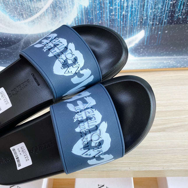 SLIDES SANDAL IN BLACK TPU GREY STRAP WITH LOGO GRAPHIC
