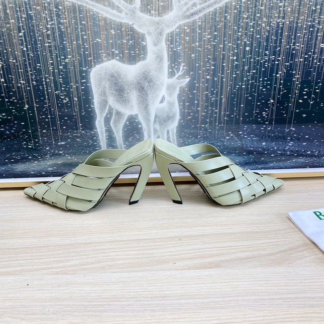 ALFIE LEATHER HIGH MULES IN PEARL GRAY CALFSKIN WITH WOVEN DESIGN