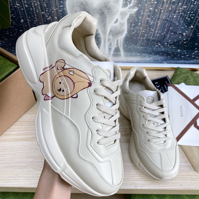 GG COUPLE TRAINER WHITE CALFSKIN WITH CAPYBARA ICON