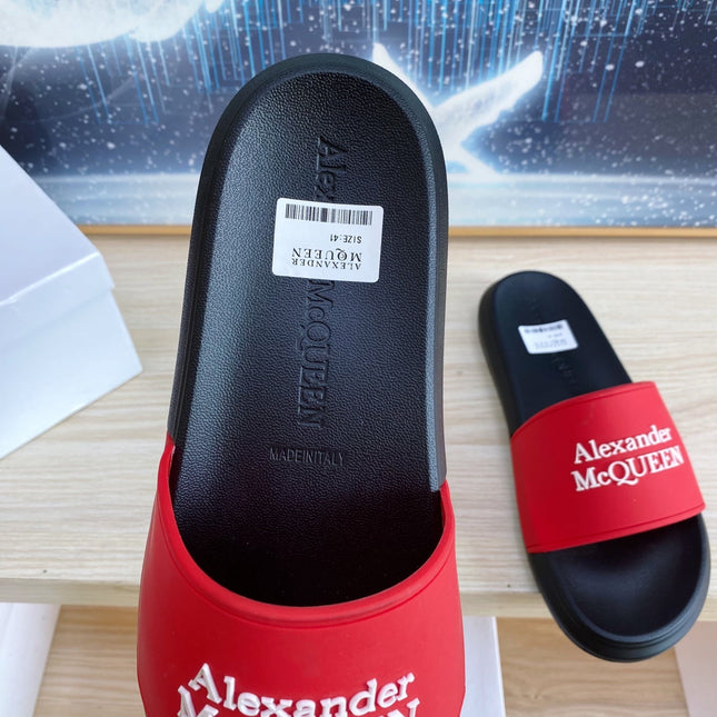 SLIDES SANDAL IN BLACK TPU WITH RED STRAP EMBOSSED LOGO