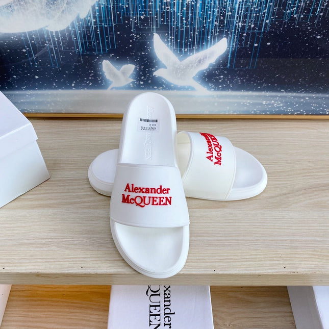 SLIDES SANDAL IN WHITE TPU WITH RED EMBOSSED LOGO