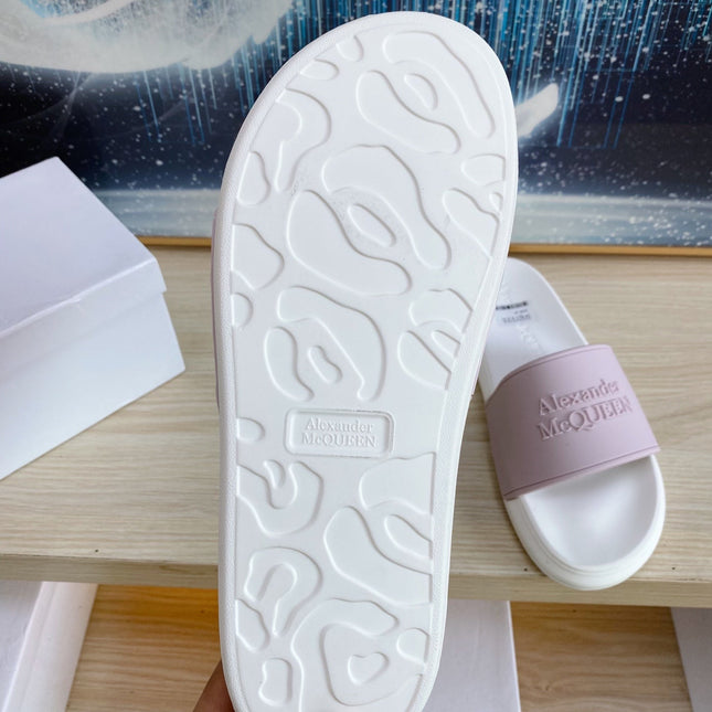 SLIDES SANDAL IN WHITE TPU VIOLET STRAP EMBOSSED LOGO