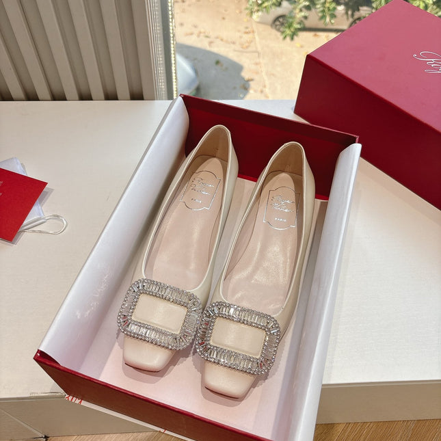 BELLE VIVIER BALLERINAS IN PARCHMENT BEIGE SMOOTH LAMBSKIN