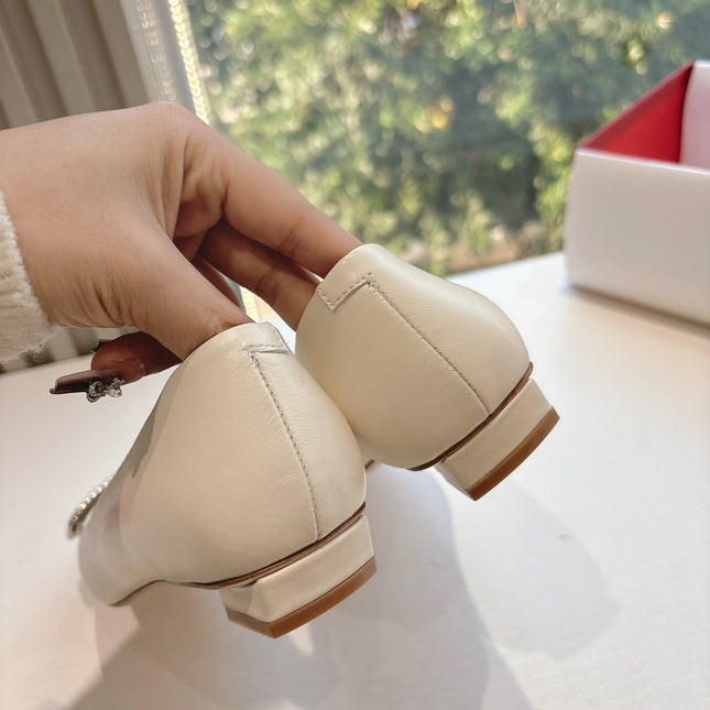 BELLE VIVIER BALLERINAS IN PARCHMENT BEIGE SMOOTH LAMBSKIN