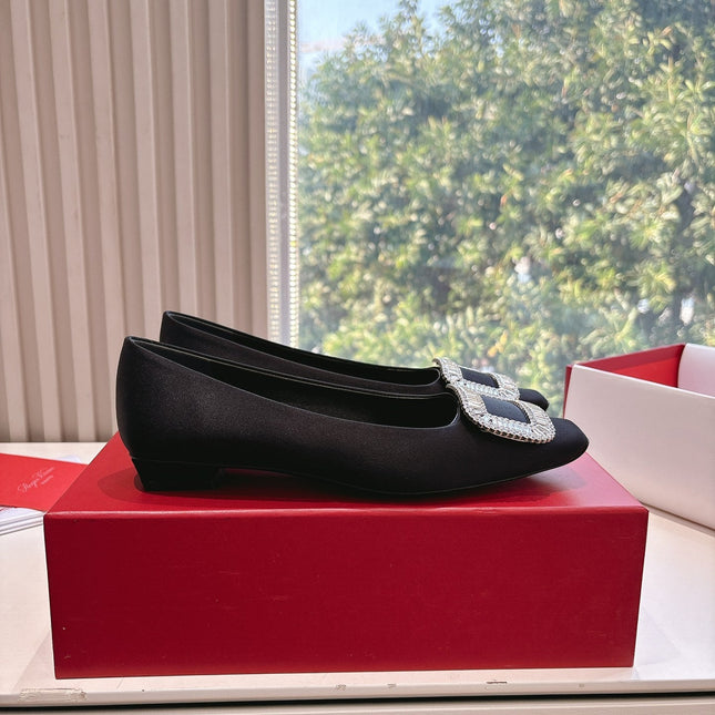 BELLE VIVIER BALLERINAS IN BLACK SILK