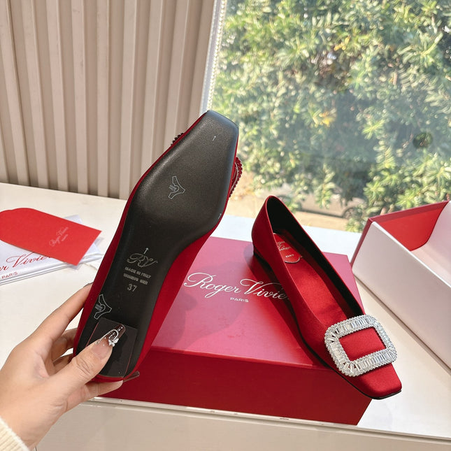 BELLE VIVIER BALLERINAS IN RED SILK