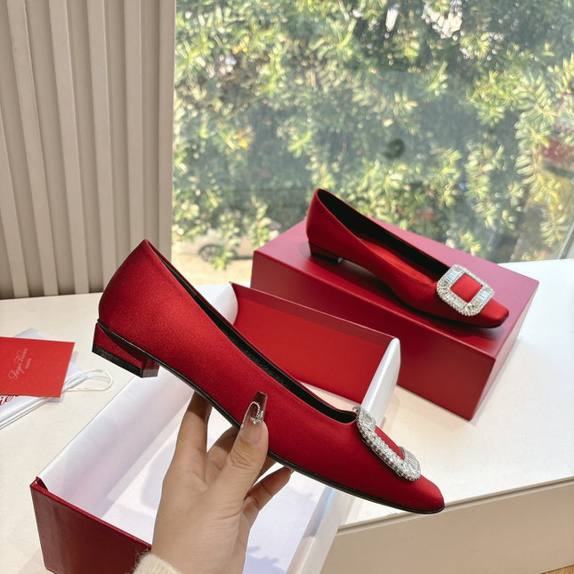 BELLE VIVIER BALLERINAS IN RED SILK