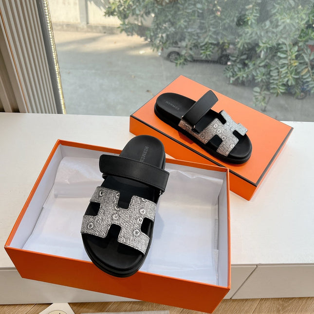 CHYPRE SANDAL IN BLACK MIX WHITE LIZARD SKIN
