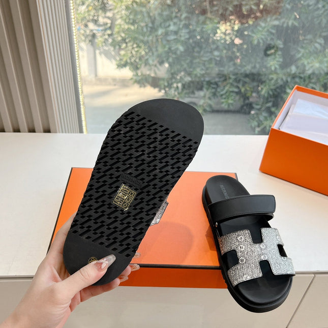 CHYPRE SANDAL IN BLACK MIX WHITE LIZARD SKIN