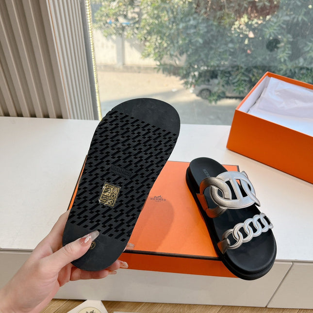 EXTRA SANDAL IN SILVER CALFSKIN