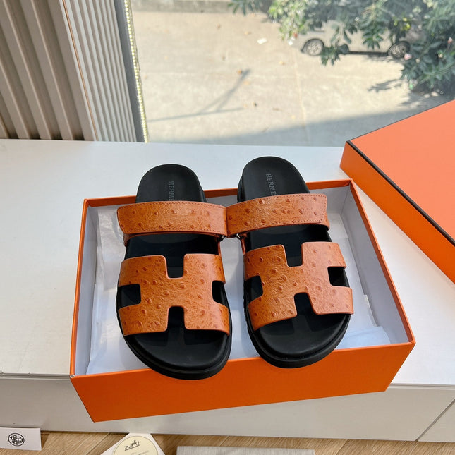 CHYPRE SANDAL IN VIVID ORANGE GRAINED CALFSKIN