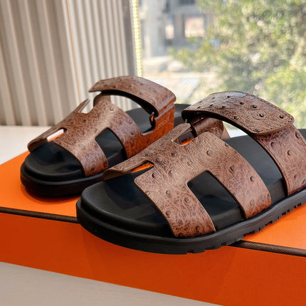 CHYPRE SANDAL IN CHOCOLATE BROWN GRAINED CALFSKIN