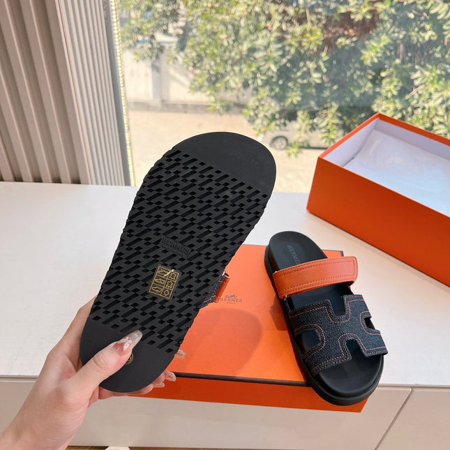CHYPRE SANDAL IN BLACK DENIM AND VIVID ORANGE CALFSKIN
