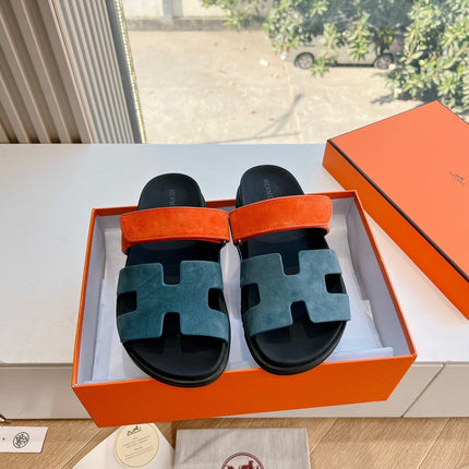 CHYPRE SANDAL IN TEAL GREEN MIX FIRE ORANGE SUEDE