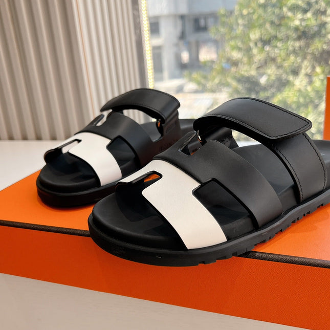 CHYPRE SANDAL IN BLACK MIX WHITE CALFSKIN