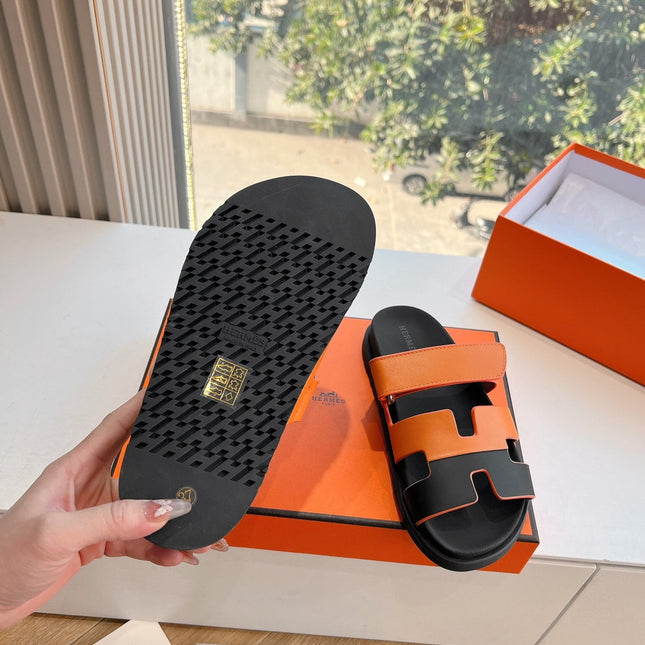 CHYPRE SANDAL IN VIVID ORANGE MIX BLACK CALFSKIN