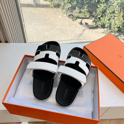 CHYPRE SANDAL IN WHITE MIX BLACK CALFSKIN