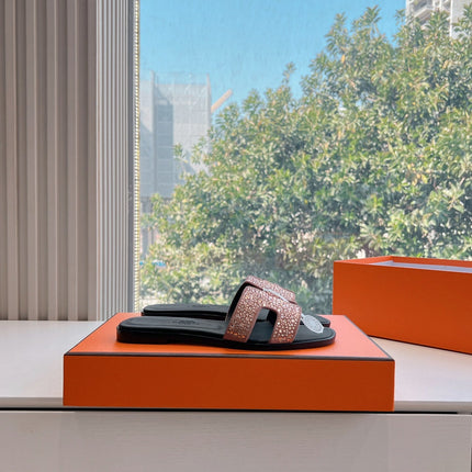 0RAN SLIDE IN PENNY BROWN CALFSKIN WITH CRYSTALS