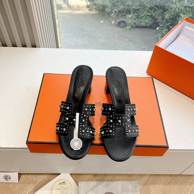 0ASIS SANDAL IN BLACK CALFSKIN WITH STUD