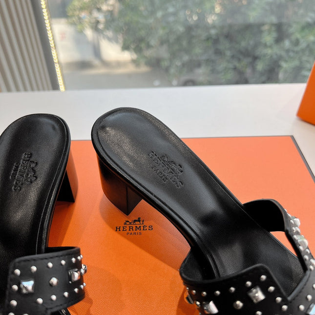 0ASIS SANDAL IN BLACK CALFSKIN WITH STUD