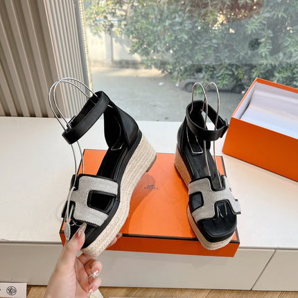 ELDA ESPADRILLE IN WHITE FABRIC AND BLACK CALFSKIN