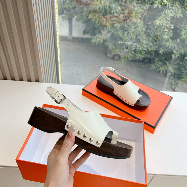 FLAT SANDAL IN WHITE CALFSKIN