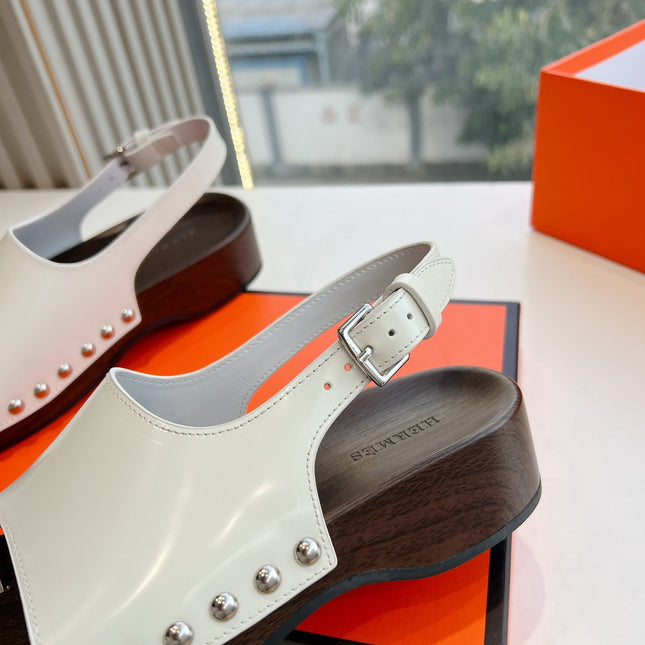 FLAT SANDAL IN WHITE CALFSKIN