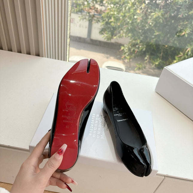 MARLOUGIELA STRASS BALLERINAS IN BLACK PATENT SMOOTH CALFSKIN