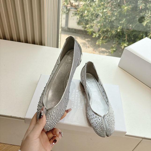 CRYSTAL STUDDED MARLOUGIELA STRASS BALLERINAS IN WHITE CALFSKIN