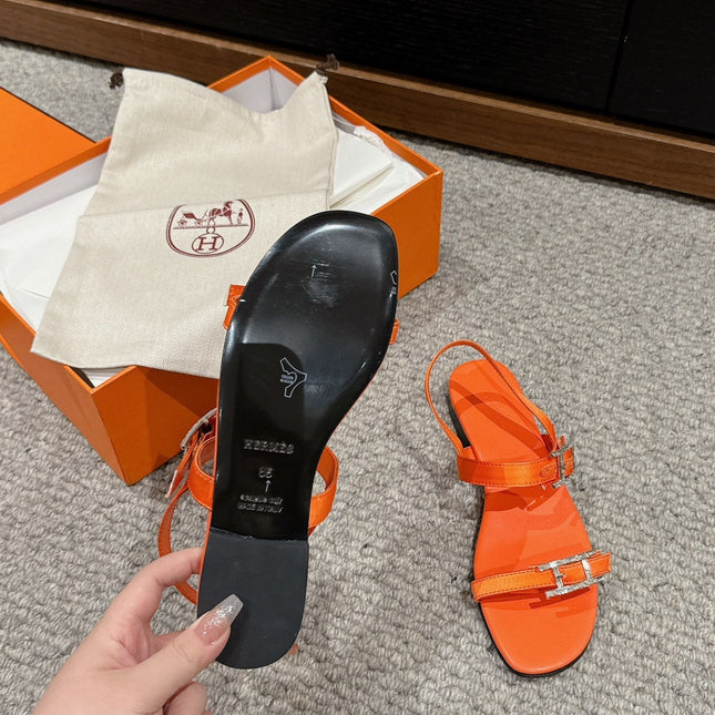 BUCKLE SANDAL BRIGHT ORANGE CALFSKIN