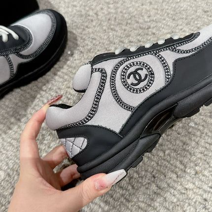 CLASSIC TRAINER IN GREY MIX BLACK FABRIC