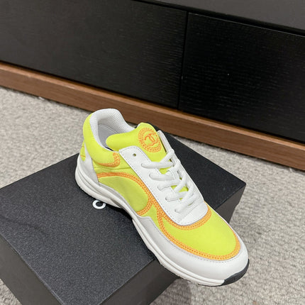 CLASSIC TRAINER IN YELLOW MIX WHITE FABRIC