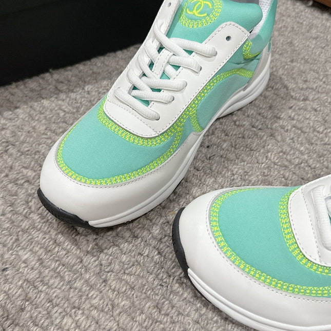 CLASSIC TRAINER IN MINT GREEN MIX WHITE FABRIC