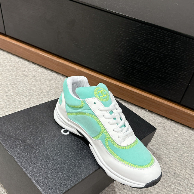 CLASSIC TRAINER IN MINT GREEN MIX WHITE FABRIC