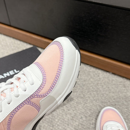 CLASSIC TRAINER IN LIGHT PINK MIX WHITE FABRIC