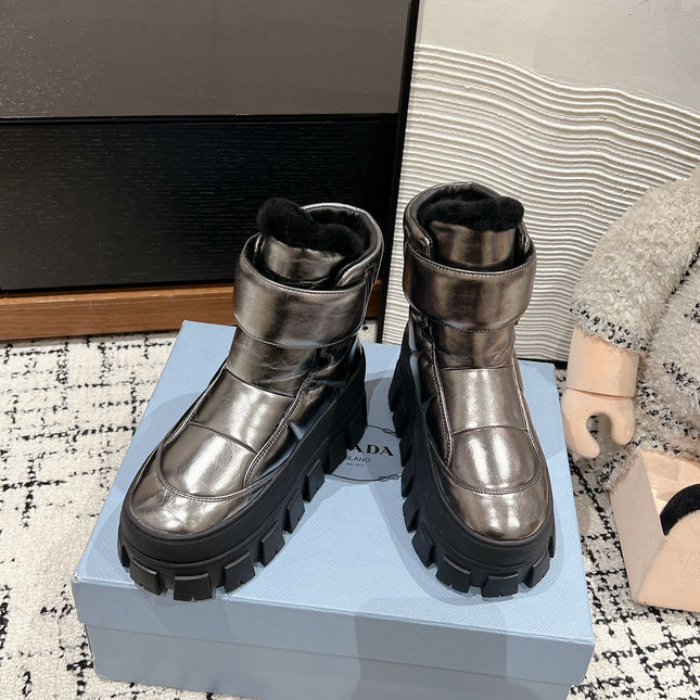 MONOLITH ANKLE BOOTS WITH STRAP IN METALLIC GRAY CALFSKIN AND FLEECE LINING